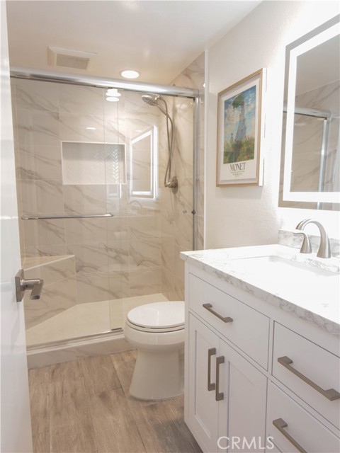 835 Amigos Way, Newport Beach CA: https://media.crmls.org/medias/59290304-e69a-4519-a6ed-bac10ec1b464.jpg