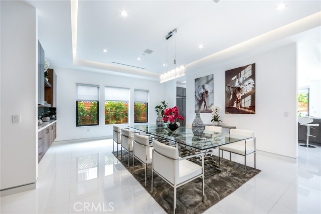 Detail Gallery Image 6 of 34 For 12732 Hortense St., Studio City,  CA 91604 - 5 Beds | 6 Baths