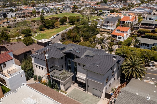 Detail Gallery Image 29 of 30 For 356 Dahlia Place, Corona Del Mar,  CA 92625 - 3 Beds | 3/2 Baths
