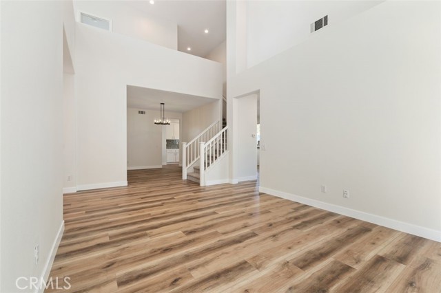Detail Gallery Image 4 of 39 For 10 Lyon Ridge, Aliso Viejo,  CA 92656 - 5 Beds | 3 Baths