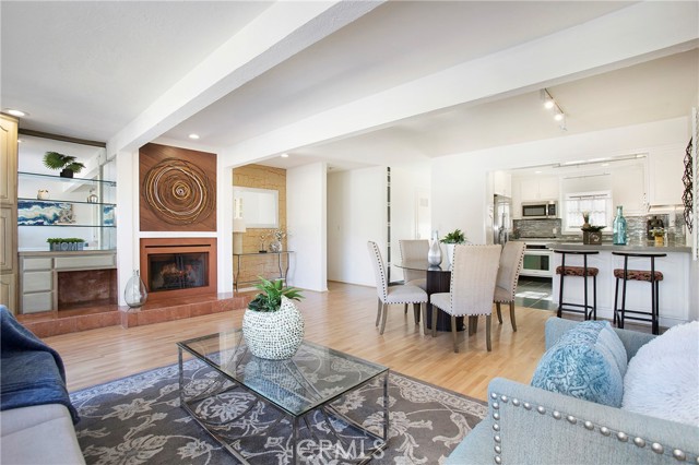 Detail Gallery Image 7 of 30 For 1096 Madison Place, Laguna Beach,  CA 92651 - 3 Beds | 3 Baths