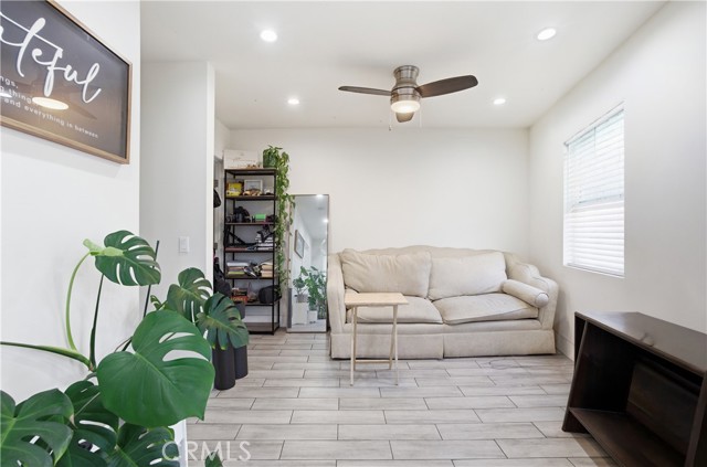 Image 16 of 28 For 8317 Whittier