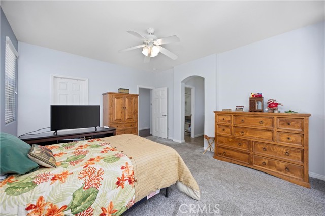 Detail Gallery Image 18 of 30 For 6202 Ocean Jasper Dr, Bakersfield,  CA 93313 - 5 Beds | 4 Baths