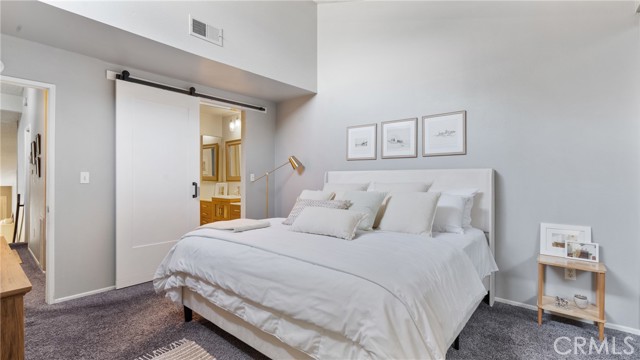 Detail Gallery Image 4 of 31 For 3657 Country Club Dr, Long Beach,  CA 91750 - 2 Beds | 2 Baths