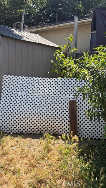 132 W 80th Street, Los Angeles CA: https://media.crmls.org/medias/592b2885-c660-42e4-a61f-43ad6fe470c8.jpg