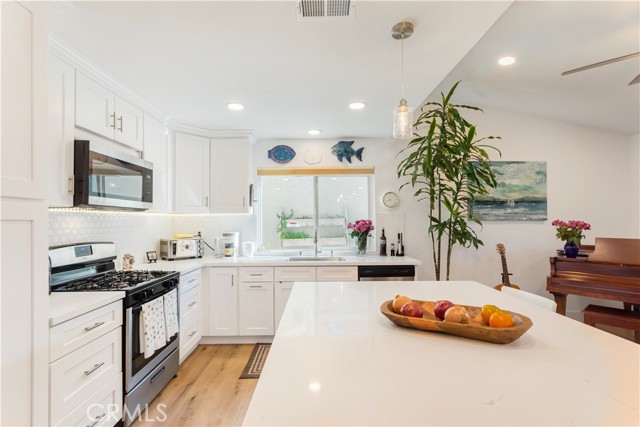 23672 Villena, Mission Viejo, CA, 92692 23672 Villena, Mission Viejo, CA, 92692