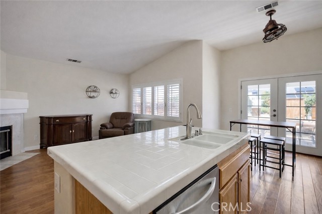 Detail Gallery Image 7 of 22 For 44607 Crestwood Cir, Temecula,  CA 92592 - 3 Beds | 2 Baths