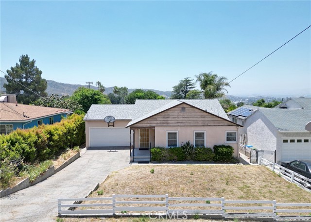 10515 Tujunga Canyon Boulevard, Tujunga CA: https://media.crmls.org/medias/592bb9d8-360c-4242-8c8e-d30bac93fdfe.jpg