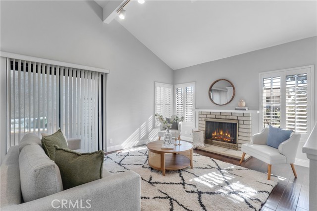 15923 Joseph Court photo 3