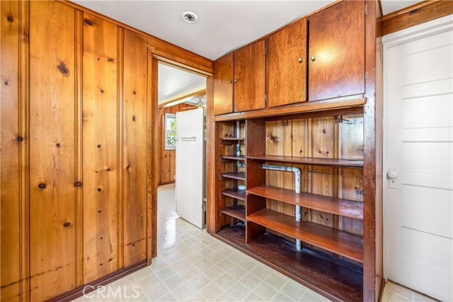 920 W Elberon Avenue, San Pedro CA: https://media.crmls.org/medias/592e1ab4-5c8a-404b-92e7-b80bb0ee519b.jpg
