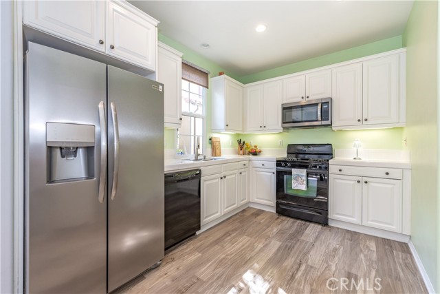 Detail Gallery Image 8 of 58 For 80 Great Lawn, Irvine,  CA 92620 - 3 Beds | 2/1 Baths