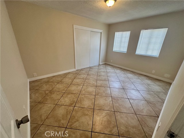 10516 S Clovis Avenue, Los Angeles CA: https://media.crmls.org/medias/592fe2d8-24cb-46b6-b75f-3867d78e593f.jpg