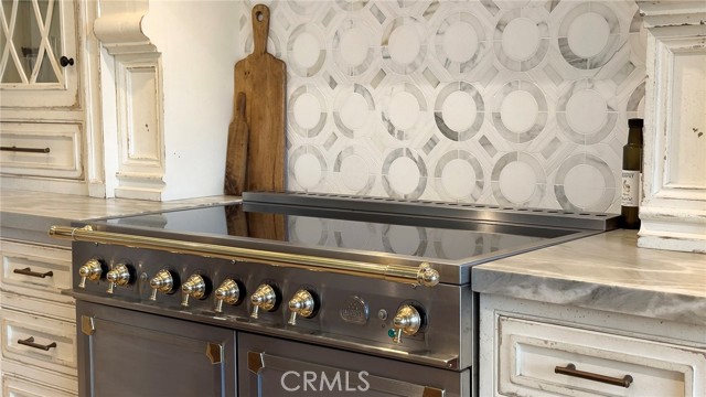 2278 Lindsey Court, Fallbrook CA: https://media.crmls.org/medias/5931023e-3c29-4099-9f92-cb0ef02e00c1.jpg