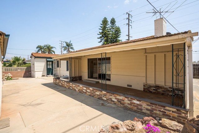 10525 Olive Street, Temple City CA: https://media.crmls.org/medias/593188de-18a6-4e66-960b-823e2bee7102.jpg