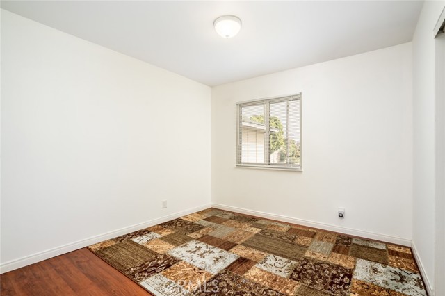 Image 14 of 29 For 15501 Eliot  