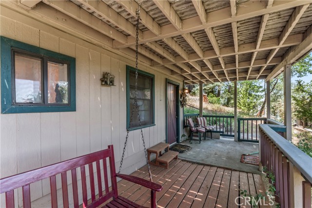 Detail Gallery Image 28 of 31 For 28810 Cedar Dr, Lake Arrowhead,  CA 92352 - 3 Beds | 2 Baths