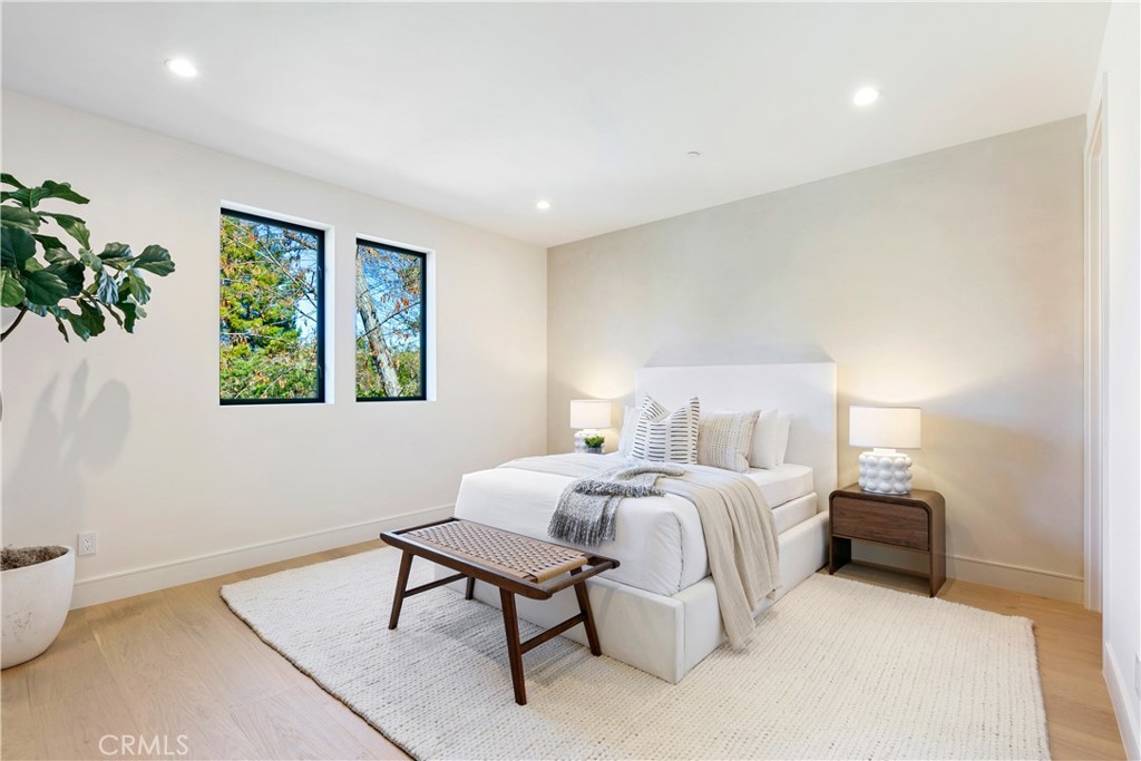 13944 Valleyheart DriveSherman Oaks img 36