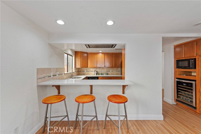 Detail Gallery Image 13 of 46 For 1832 Redcliff St, Los Angeles,  CA 90026 - 3 Beds | 3 Baths