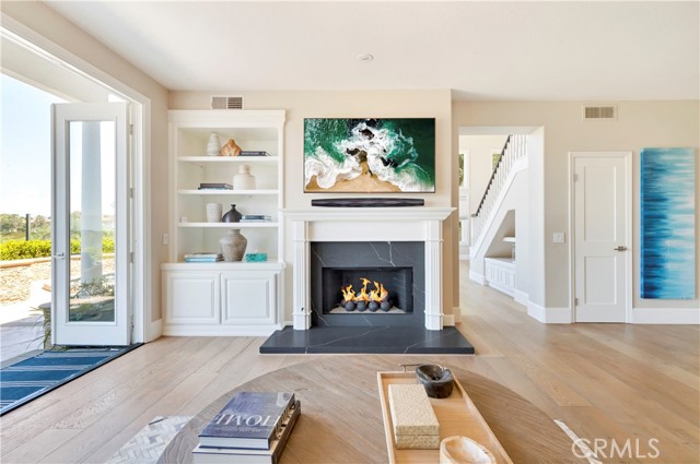 1435 High Bluff Drive, Newport Beach CA: https://media.crmls.org/medias/5934d1f4-4019-48f0-a836-6f674c0237cf.jpg