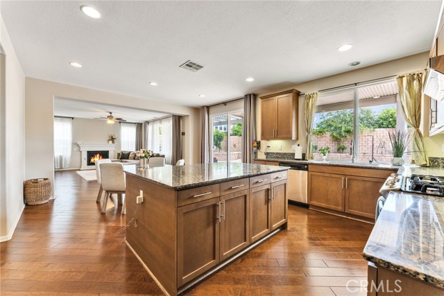 Image 8 of 46 For 7252 Berry Creek Street