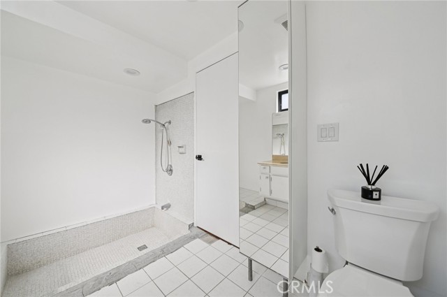 Detail Gallery Image 24 of 31 For 15937 Londelius St, North Hills,  CA 91343 - 3 Beds | 3 Baths