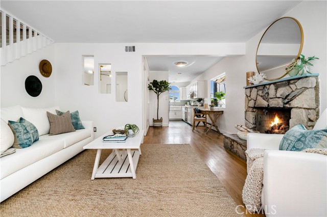 1506 Harper Avenue, Redondo Beach, California 90278, 4 Bedrooms Bedrooms, ,1 BathroomBathrooms,Residential,Sold,Harper,SB21222844