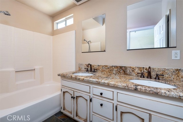 Detail Gallery Image 19 of 32 For 8153 N Cedar Ave #113,  Fresno,  CA 93720 - 2 Beds | 2 Baths