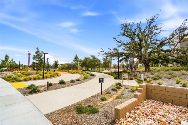 Detail Gallery Image 26 of 31 For 27465 Chamise, Valencia,  CA 91381 - 2 Beds | 3 Baths