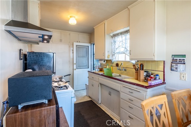 Detail Gallery Image 4 of 46 For 1824 Marine, Gardena,  CA 90249 - – Beds | – Baths