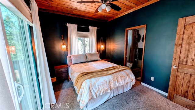 Detail Gallery Image 26 of 35 For 2552 Catalina Dr, Running Springs,  CA 92382 - 3 Beds | 2/1 Baths