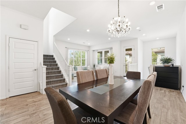 Detail Gallery Image 4 of 43 For 119 Plateau, Irvine,  CA 92618 - 3 Beds | 3 Baths