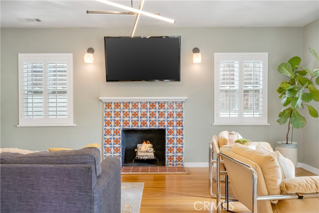 Detail Gallery Image 8 of 28 For 3209 Bennett Dr, Los Angeles,  CA 90068 - 2 Beds | 1 Baths