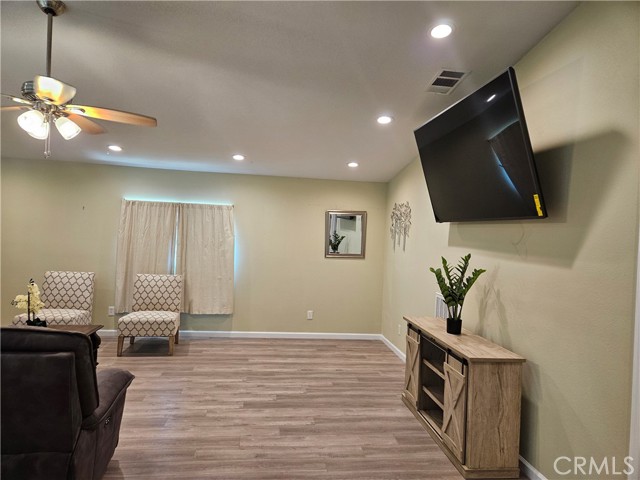 Detail Gallery Image 13 of 22 For 7749 Highland Ave, Citrus Heights,  CA 95610 - 1 Beds | 1 Baths