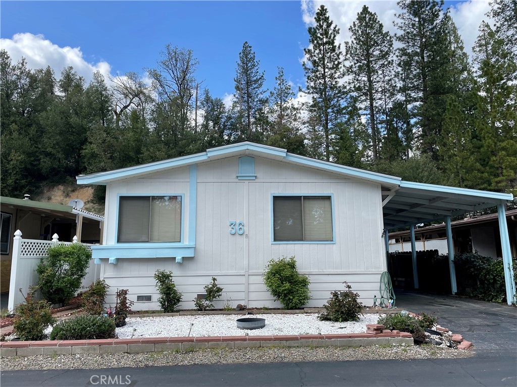 39737 Road 274 36, Bass Lake, CA 93604