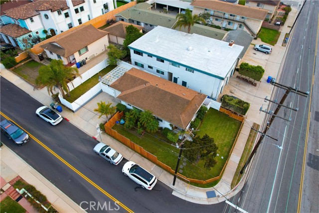 1900 Gates Avenue, Redondo Beach, California 90278, 3 Bedrooms Bedrooms, ,1 BathroomBathrooms,Residential,Sold,Gates,AR22001172