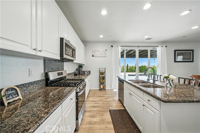 14160 Hercules Street, Hesperia CA: https://media.crmls.org/medias/5938e143-cec7-4f38-a143-8fba32e9f35c.jpg