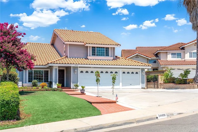 24409 Penrose Court, Diamond Bar CA: https://media.crmls.org/medias/593b0aa0-6e8b-42c4-940c-27c1d126b953.jpg