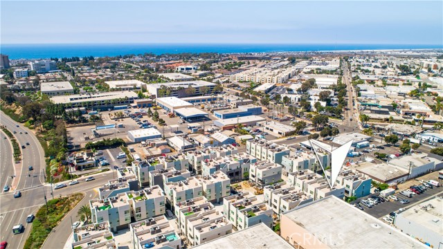 Detail Gallery Image 3 of 39 For 1533 Sullivan Ave, Costa Mesa,  CA 92627 - 2 Beds | 3/1 Baths