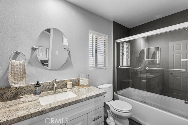 Detail Gallery Image 32 of 45 For 22565 Pecan Pl, Saugus,  CA 91390 - 4 Beds | 2/1 Baths