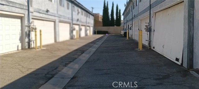 14520 Plummer Street, Panorama City CA: https://media.crmls.org/medias/593c0cf8-57fd-4230-ad30-89ceaee8011b.jpg