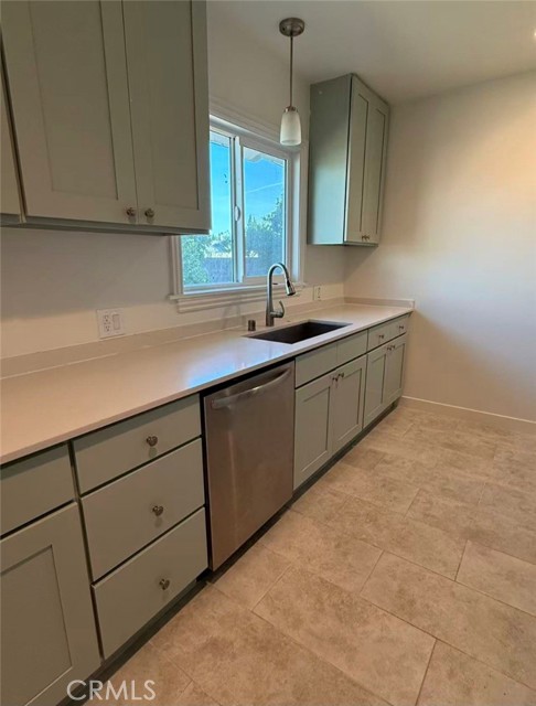 Detail Gallery Image 6 of 13 For 14936 Los Robles Ave a,  Hacienda Heights,  CA 91745 - 2 Beds | 2 Baths