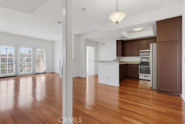1522 South Saltair Ave, 206 photo 9
