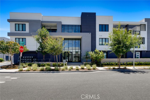 Front Image Thumbnail for CRPW26169367