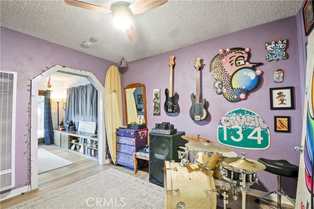 Detail Gallery Image 15 of 47 For 2604 S Kerckhoff Ave, San Pedro,  CA 90731 - 2 Beds | 2 Baths