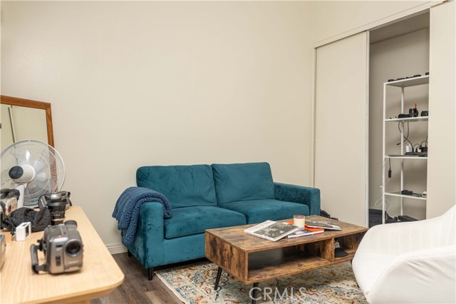 Detail Gallery Image 15 of 26 For 16710 Orange #L59,  Paramount,  CA 90723 - 3 Beds | 2/1 Baths