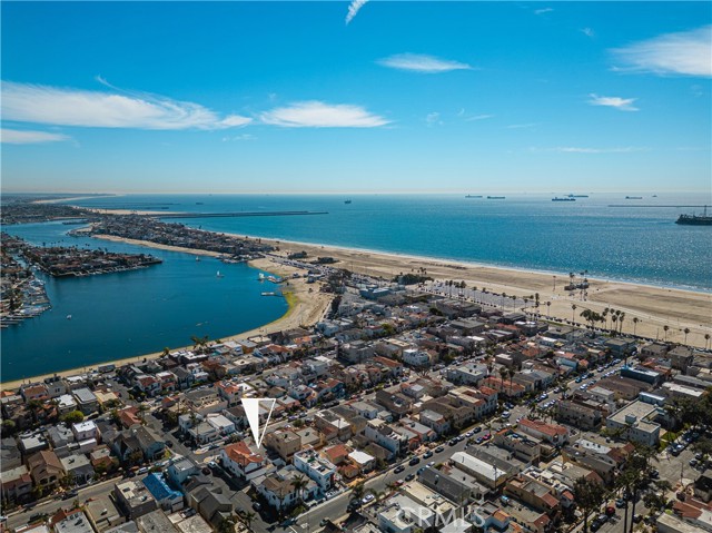 Detail Gallery Image 16 of 17 For 131 Santa Ana Ave, Long Beach,  CA 90803 - 2 Beds | 1 Baths