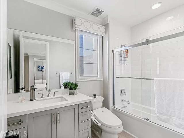 Detail Gallery Image 32 of 45 For 65 Rockinghorse, Irvine,  CA 92602 - 4 Beds | 4/1 Baths