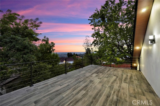 20101 Greenbriar Drive, Tarzana CA: https://media.crmls.org/medias/593ead9d-e4f6-42a6-ad8e-b66fb20378bf.jpg