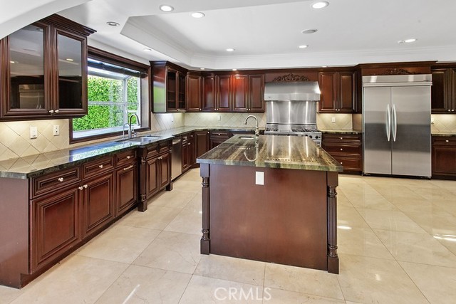 4818 Lemona Avenue, Sherman Oaks CA: https://media.crmls.org/medias/593ed482-5a40-41d1-9c35-0fccc72f3dcc.jpg