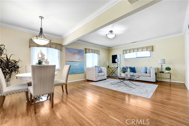 111 E Magna Vista Avenue, Arcadia CA: https://media.crmls.org/medias/593f18aa-b4b9-417c-88fb-71347cadd68f.jpg